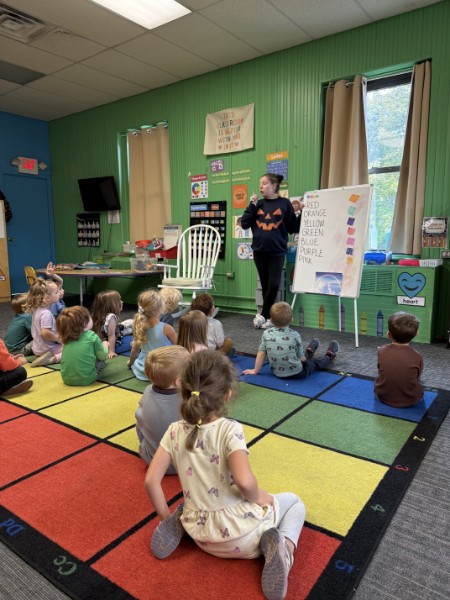 Ms. Jenna with the 3s class